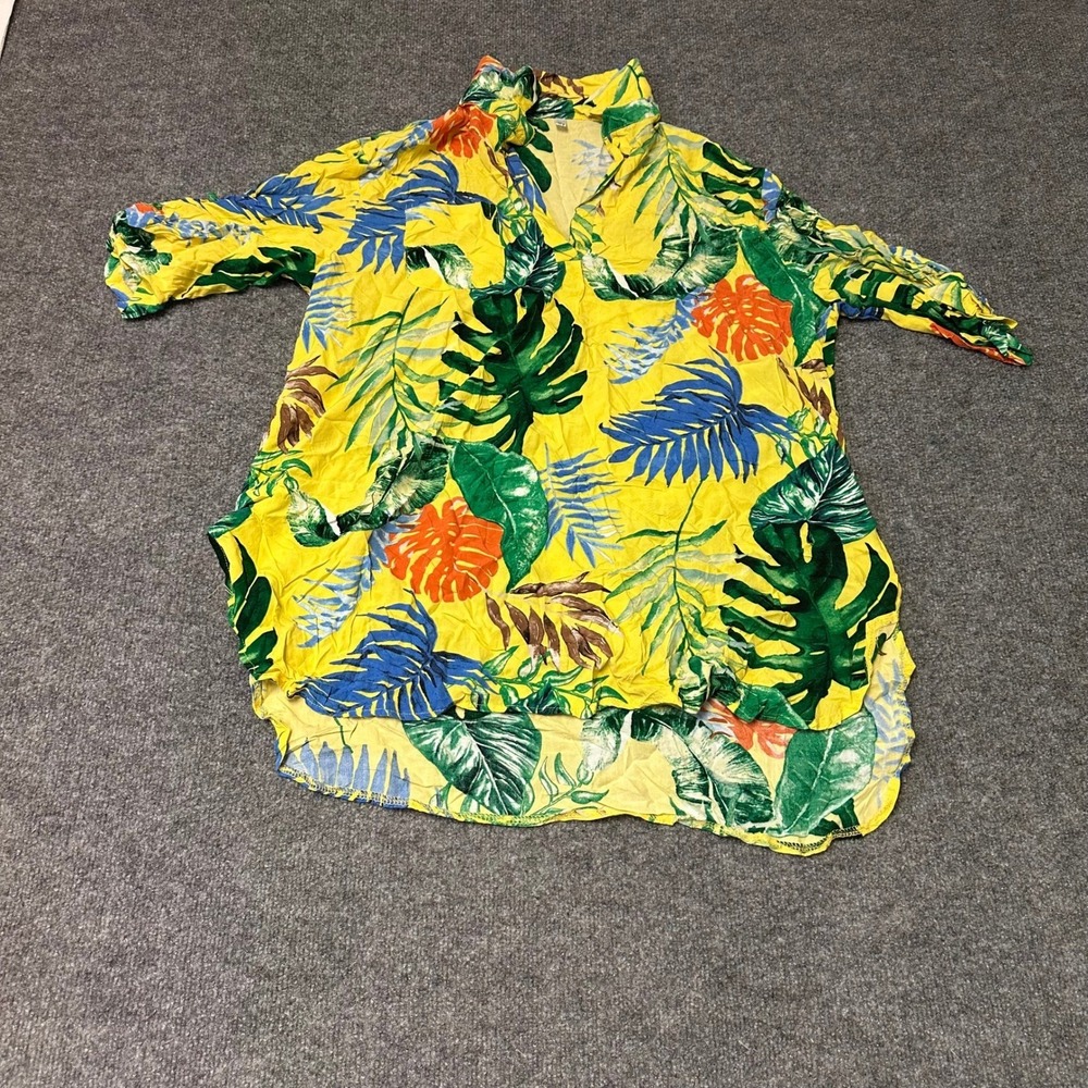 AER Top Womens Size L Yellow Tropical Leaf Print V-Neck Casual Short Slv Shirt